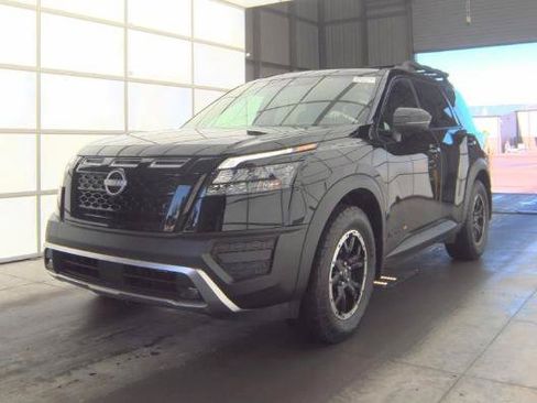 Used 2025 Nissan Pathfinder Rock Creek AWD/4WD image 1