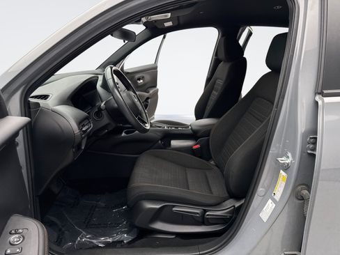 Used 2023 Honda HR-V Sport image 13