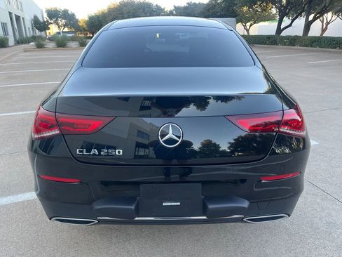 Used 2021 Mercedes-Benz CLA 250 w/ Premium Package image 8