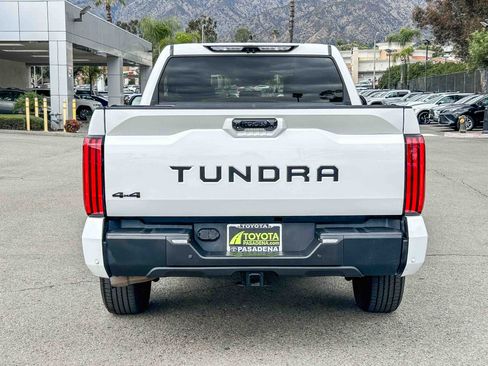 Used 2024 Toyota Tundra Limited AWD/4WD image 7