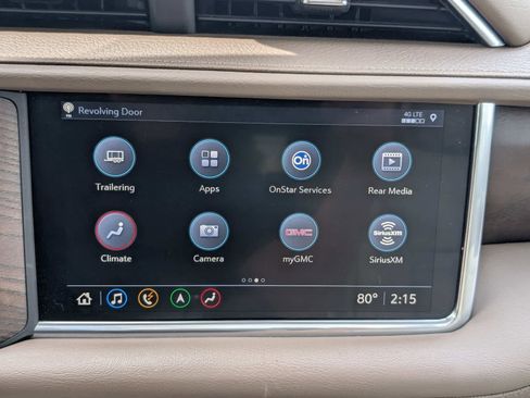 Certified 2021 GMC Yukon Denali w/ Denali Premium Package AWD/4WD image 32