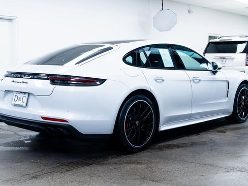 Used 2019 Porsche Panamera Turbo image 6