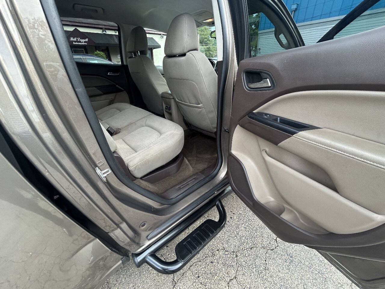 Used 2015 GMC Canyon SLE w/ SLE Convenience Package RWD image 8