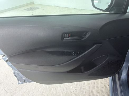 Used 2025 Toyota Corolla LE FWD image 14