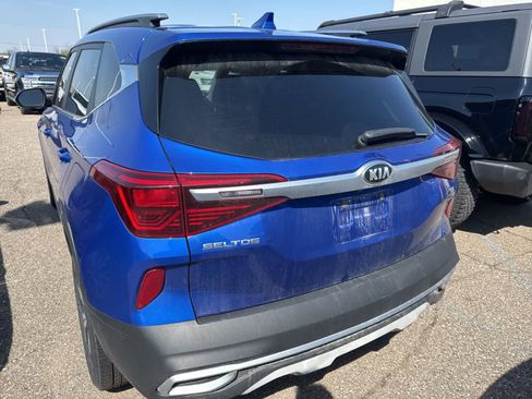 Used 2021 Kia Seltos EX image 28