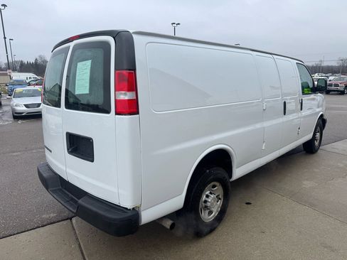 Used 2020 Chevrolet Express 2500 Extended image 5