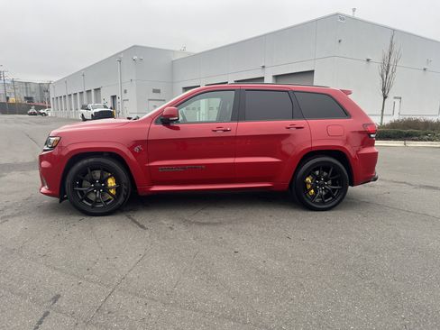 Used 2021 Jeep Grand Cherokee Trackhawk w/ Trailer Tow Group IV image 7