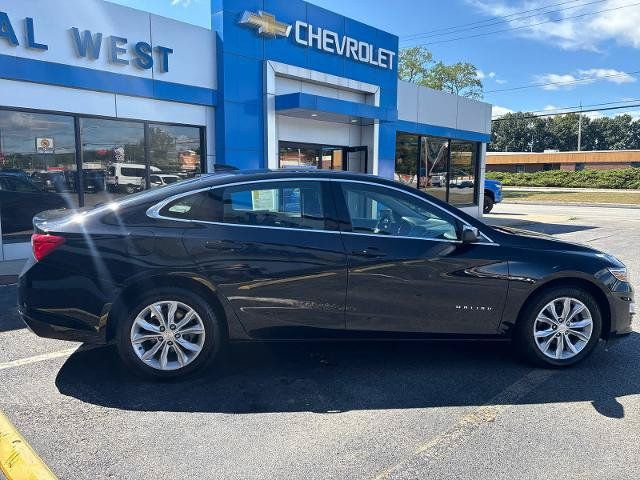 Used 2023 Chevrolet Malibu LT FWD image 4