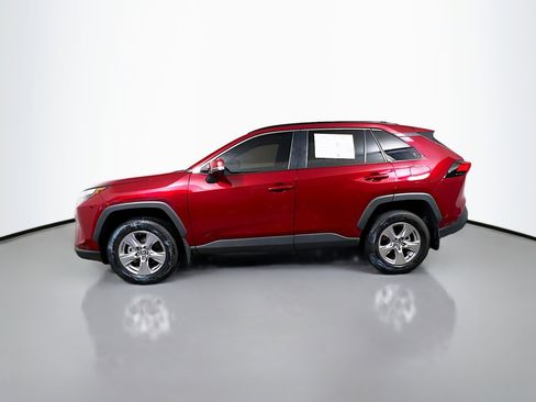 Used 2024 Toyota RAV4 XLE FWD image 9