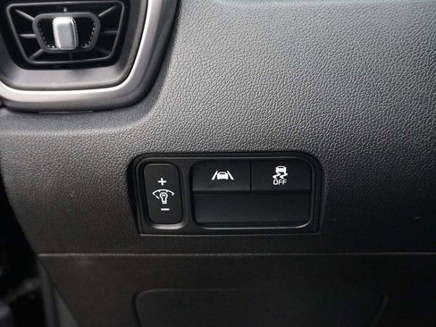 Used 2022 Kia Sorento S FWD image 43