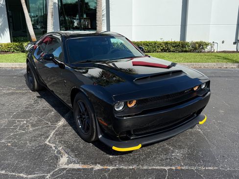 Used 2023 Dodge Challenger SRT Hellcat Redeye image 5
