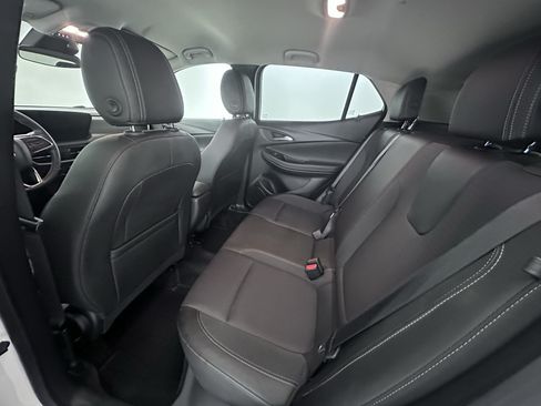 Used 2024 Buick Encore GX Preferred AWD/4WD image 27