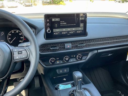 New 2026 Honda HR-V LX image 6