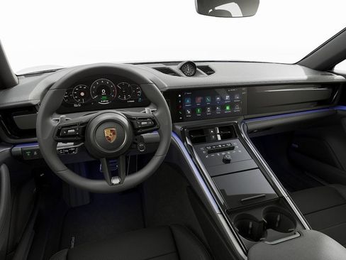 New 2026 Porsche Panamera 4 E-Hybrid image 4