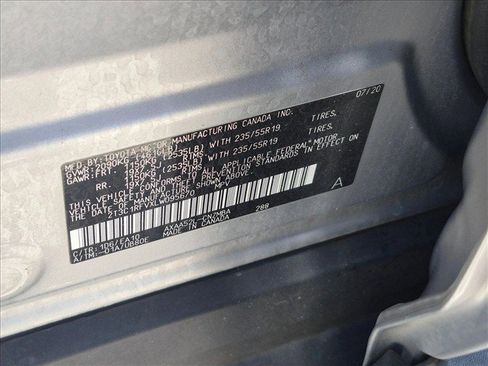 Used 2020 Toyota RAV4 XLE Premium FWD image 23