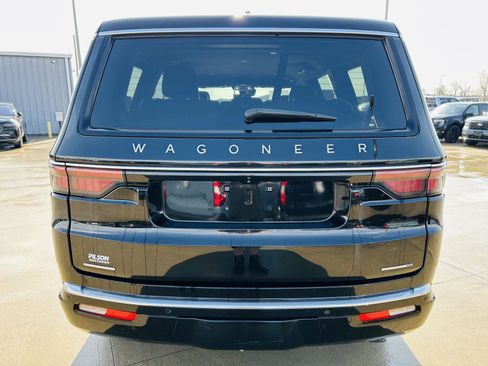 Used 2023 Jeep Wagoneer Series II image 42