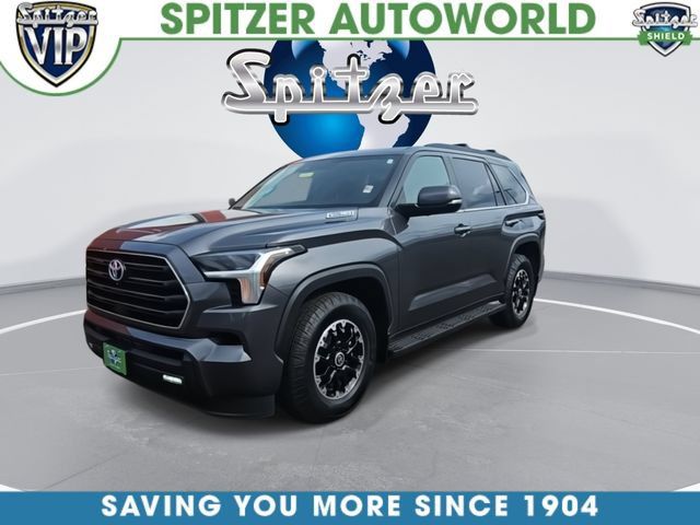 Used 2024 Toyota Sequoia SR5 w/ TRD Off-Road Package AWD/4WD image 9