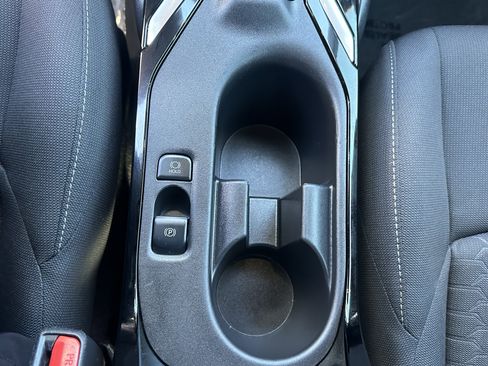 Used 2023 Toyota Corolla SE image 31