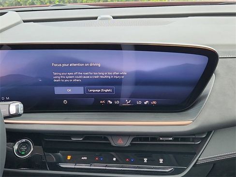 New 2025 Buick Envision Sport Touring image 28