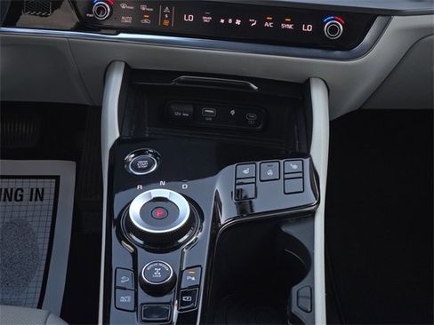 Used 2023 Kia Sportage EX image 19