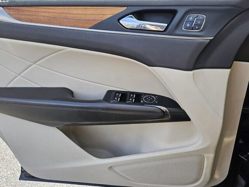 Used 2019 Lincoln MKC Select w/ Select Plus Package image 32