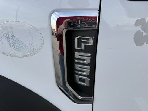 Used 2019 Ford F550 2WD Regular Cab Super Duty image 15