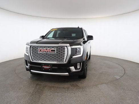 Used 2023 GMC Yukon XL Denali image 31