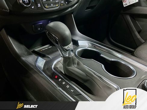 Certified 2023 Chevrolet Traverse LT image 16