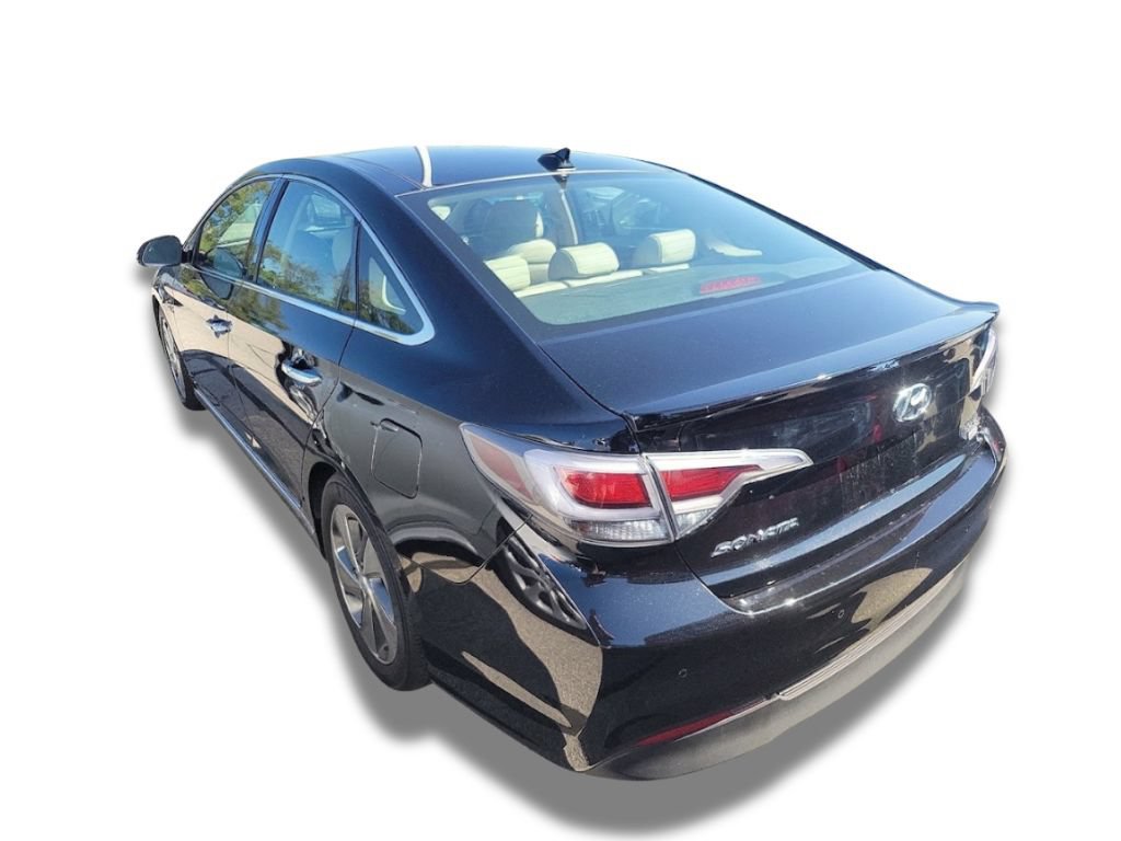 Used 2017 Hyundai Sonata Limited w/ Ultimate Package 02 FWD image 3