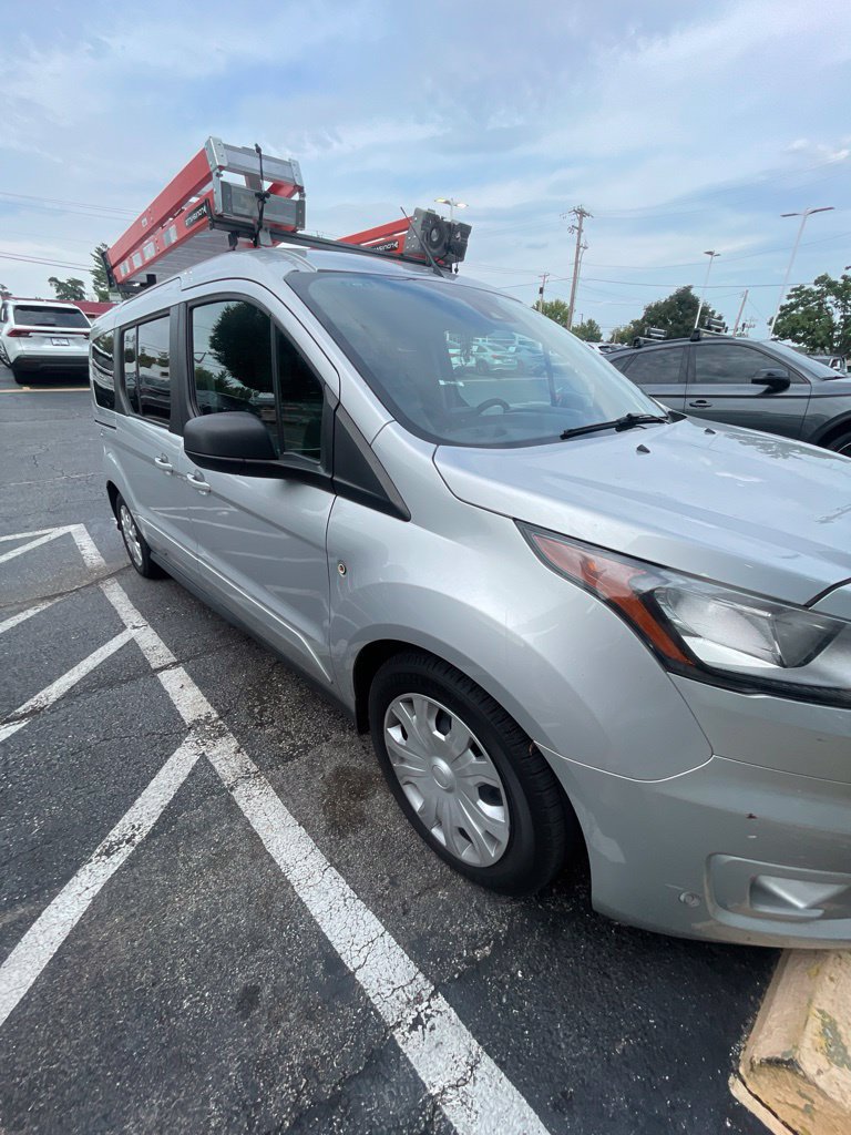 Used 2020 Ford Transit Connect XLT FWD image 2