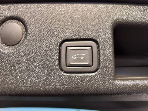Certified 2022 Chevrolet Equinox LT image 41