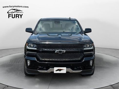 Used 2017 Chevrolet Silverado 1500 LTZ Z71 w/ Realtree Edition AWD/4WD image 8