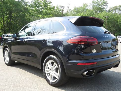Used 2018 Porsche Cayenne AWD/4WD image 7