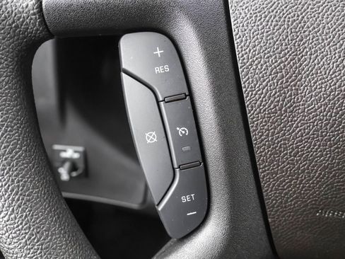 New 2025 Chevrolet Express 3500 Work Van w/ Power Convenience Package image 50