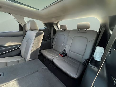 Used 2018 Hyundai Santa Fe SE w/ SE Ultimate Tech Package 03 image 22