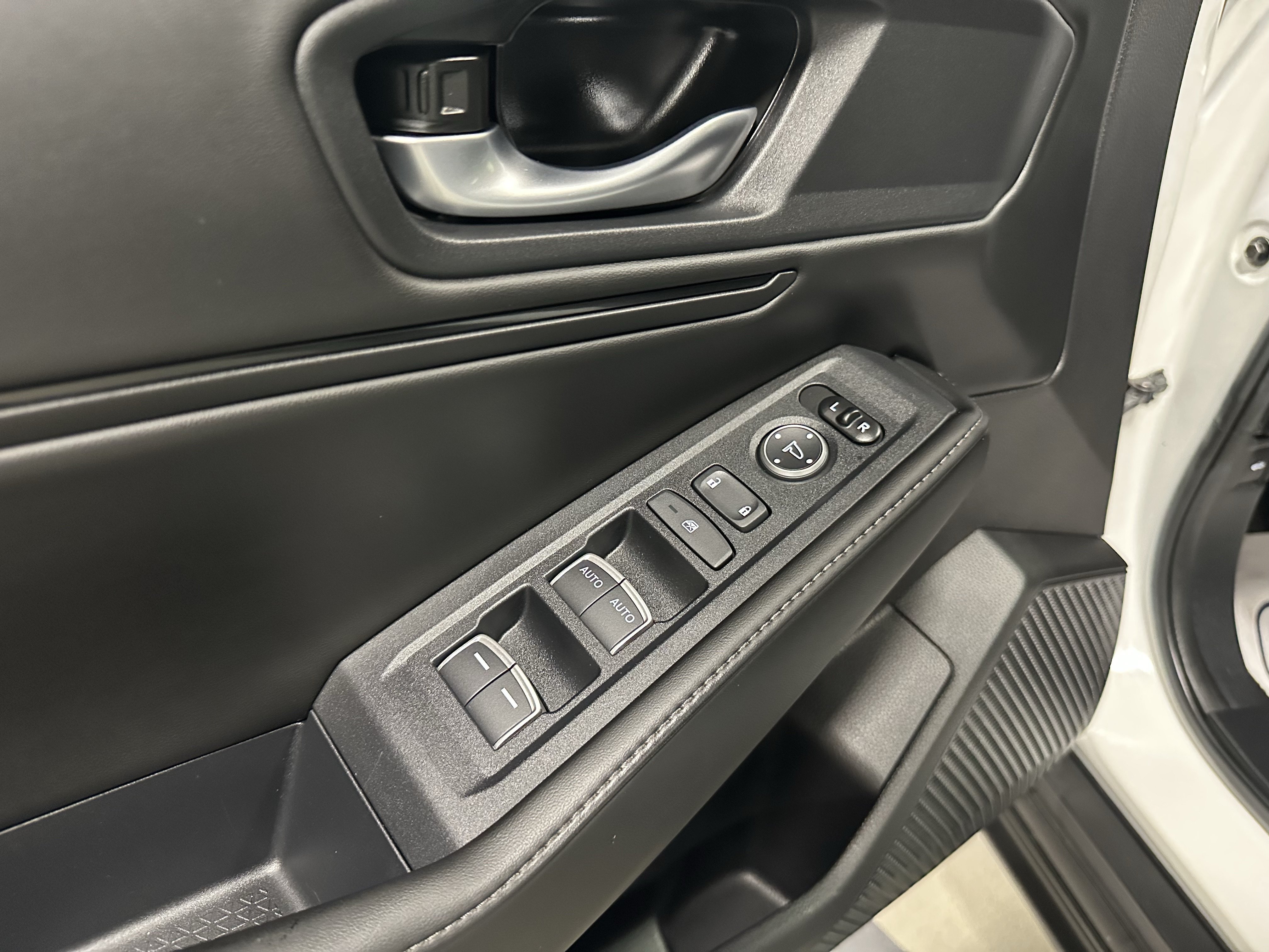 Used 2024 Honda Accord Sport image 18