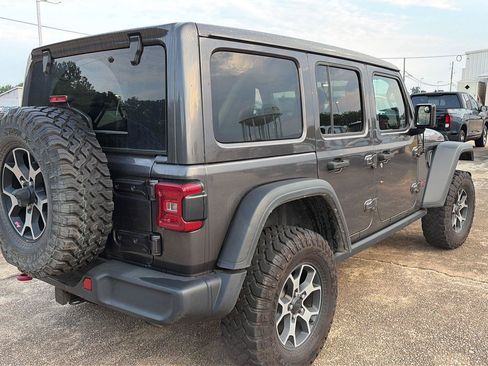 Used 2019 Jeep Wrangler Unlimited Rubicon AWD/4WD image 2