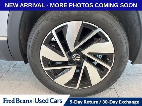 Used 2024 Volkswagen Atlas SEL AWD/4WD image 15