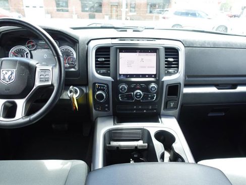 Used 2022 RAM 1500 Classic SLT w/ Electronics Convenience Group AWD/4WD image 40
