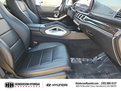 Used 2022 Mercedes-Benz GLS 450 4MATIC image 21