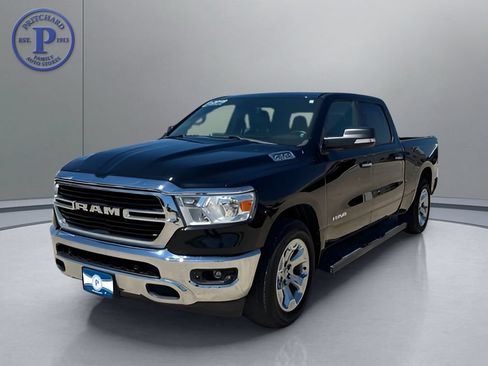 Used 2019 RAM 1500 Big Horn AWD/4WD image 3