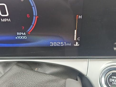 Used 2024 Chevrolet Trax LT image 16