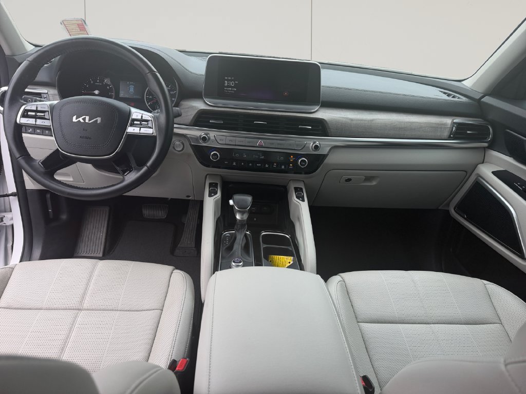 Certified 2022 Kia Telluride EX w/ EX Premium Package FWD image 15