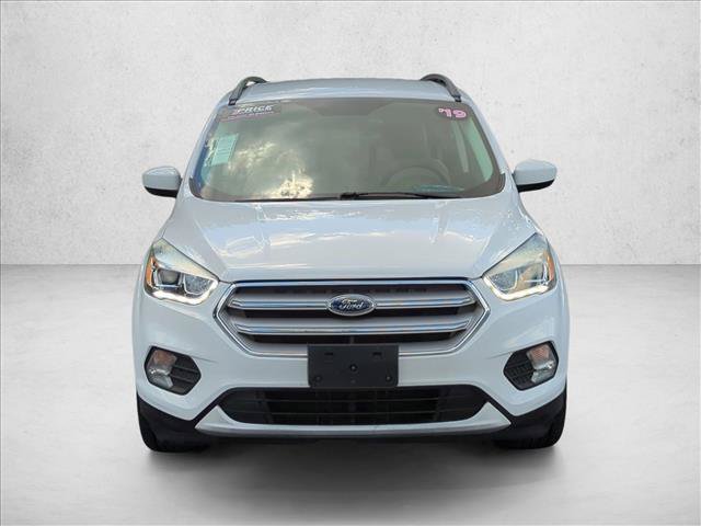 Used 2019 Ford Escape SEL FWD image 2