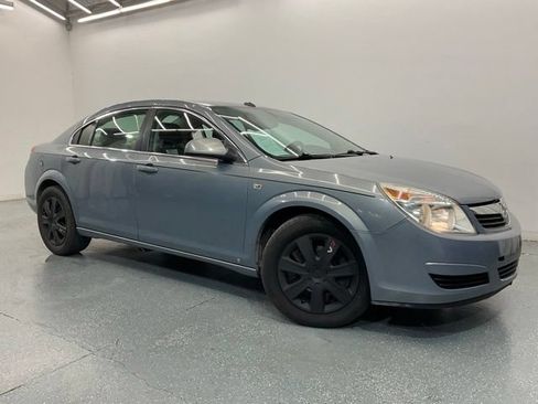 Used 2009 Saturn Aura XE FWD image 2