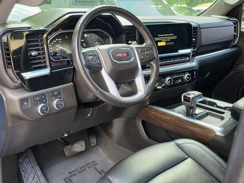 Used 2022 GMC Sierra 1500 Elevation AWD/4WD image 11