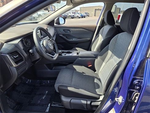 Used 2021 Nissan Rogue S image 10