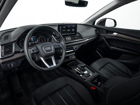 Used 2023 Audi Q5 2.0T Premium w/ Convenience Package AWD/4WD image 10