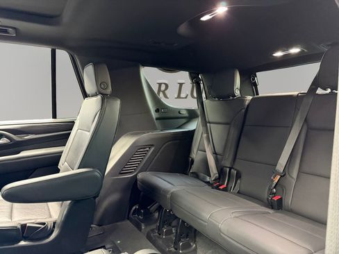 Used 2021 GMC Yukon Denali w/ Denali Ultimate Package image 12