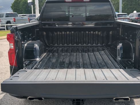 Used 2024 Chevrolet Silverado 1500 RST w/ Convenience Package II AWD/4WD image 22